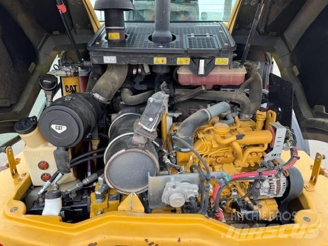CAT 908 M Фронтальные погрузчики