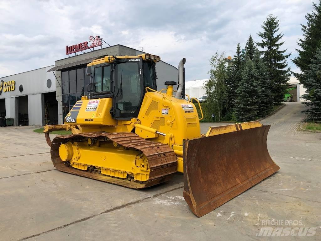 Komatsu D 61 PXi-24 Гусеничные бульдозеры