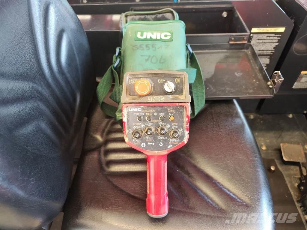 Unic URW 706 CDE Гусеничные краны