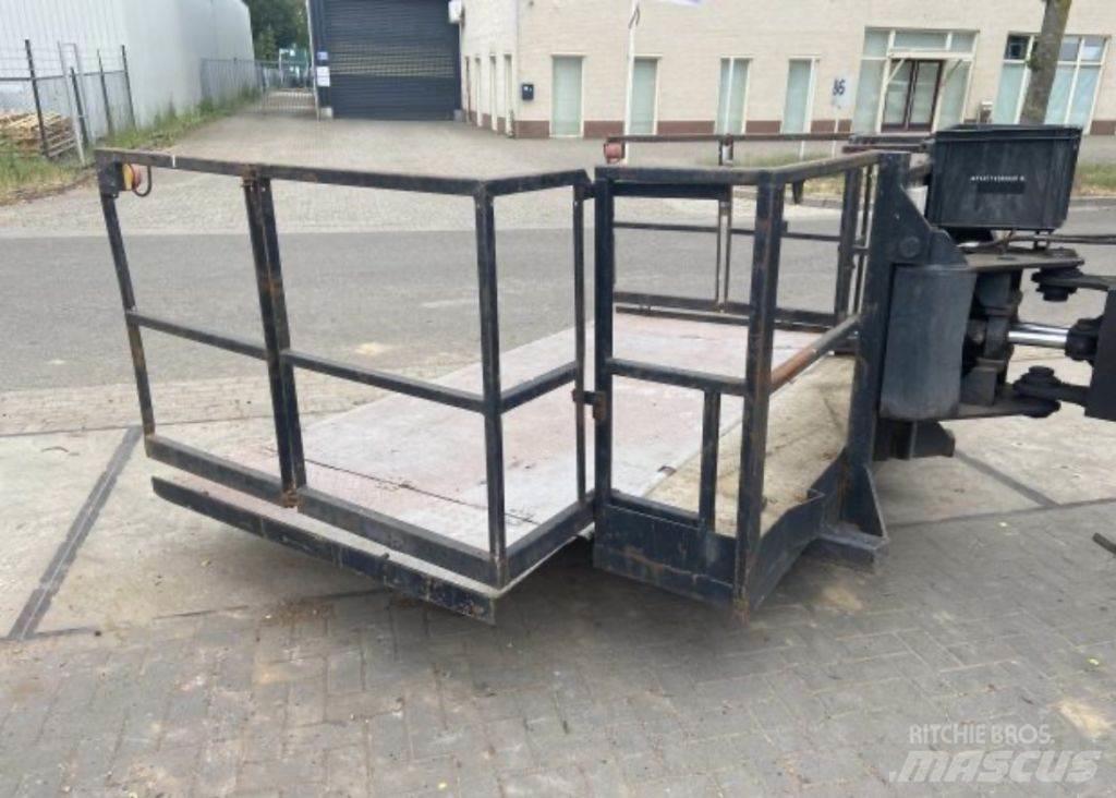 Manitou MRT2540 Телескопические погрузчики