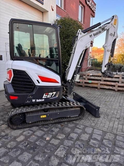 Bobcat E 27 Мини-экскаваторы