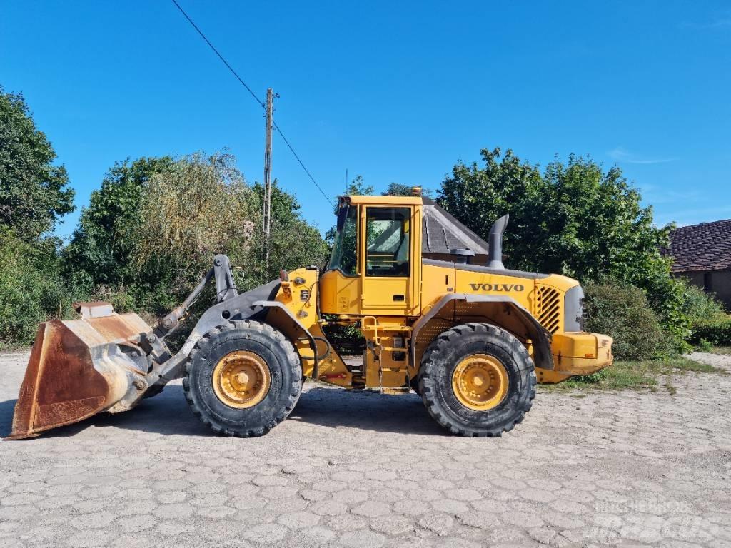 Volvo L 120 E Фронтальные погрузчики