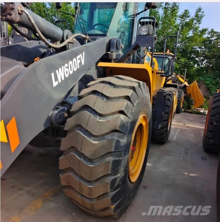 XCMG LW 600 FV Фронтальные погрузчики