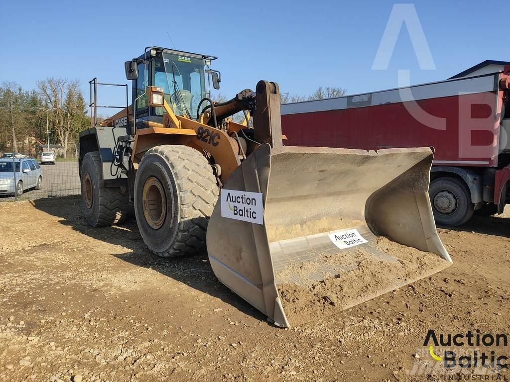 CASE 921 C Фронтальные погрузчики