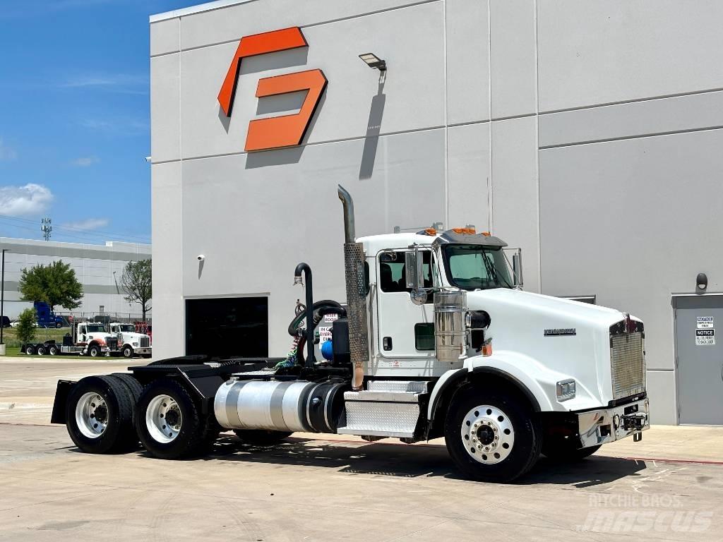 Kenworth T 800 Седельные тягачи