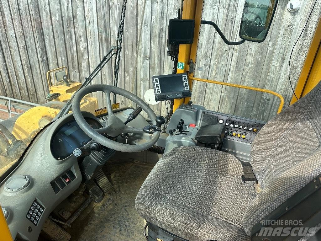 Volvo L 150 E Фронтальные погрузчики