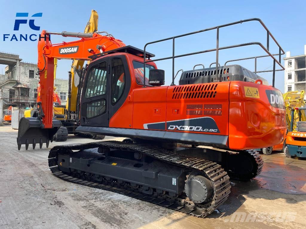 Doosan DX 300LC-9C Гусеничные экскаваторы