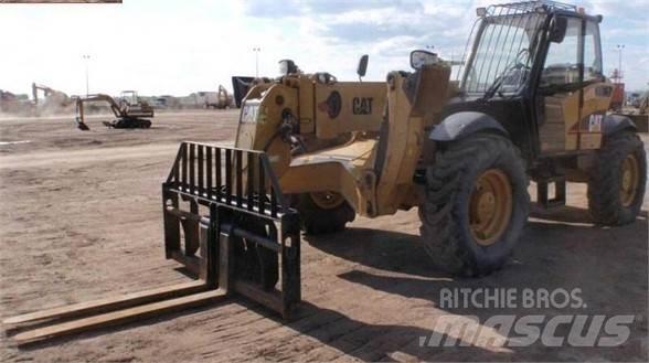 CAT TH560B Телескопические погрузчики