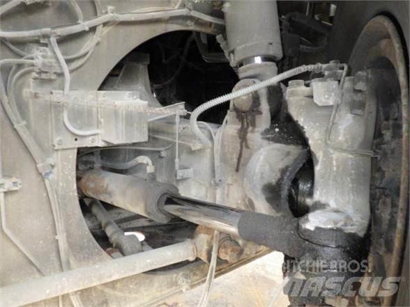 Kato KR65H Автокраны вездеходы