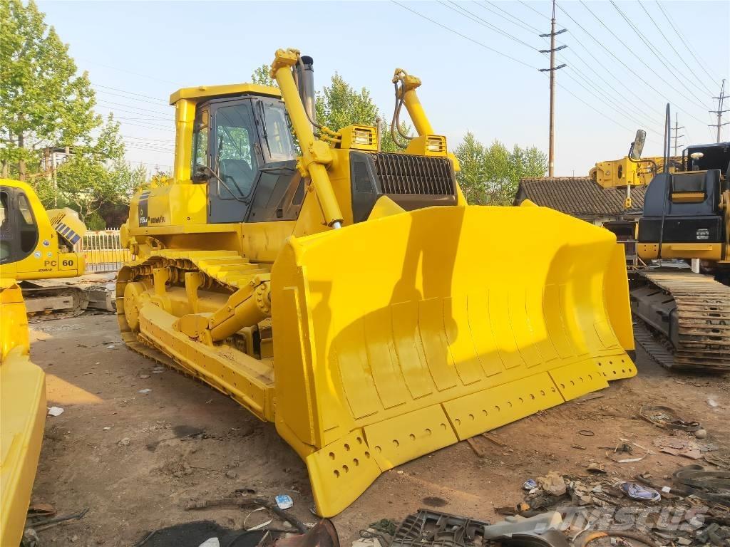 Komatsu D 155 AX-5 Гусеничные бульдозеры