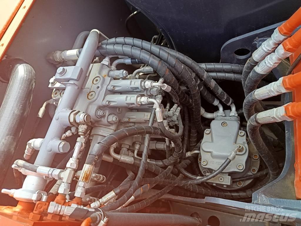 Hitachi ZX 70 Гусеничные экскаваторы