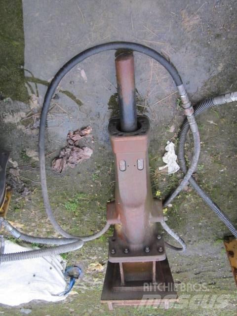 Atlas Copco SB 702 Гидромолоты