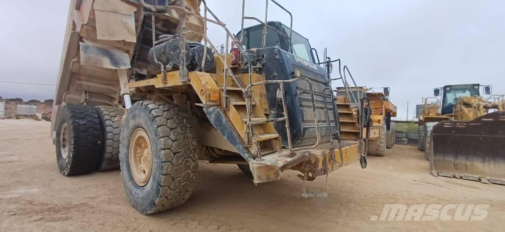 CAT 773 F Карьерные самосвалы