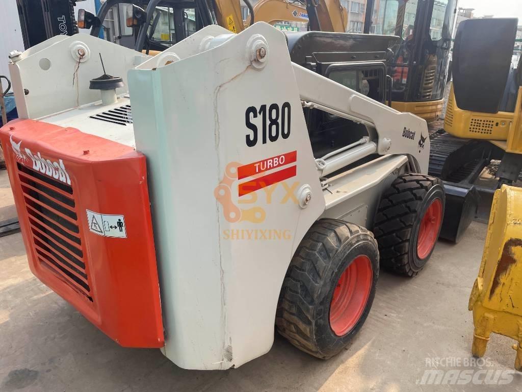 Bobcat S180 Мини-погрузчики