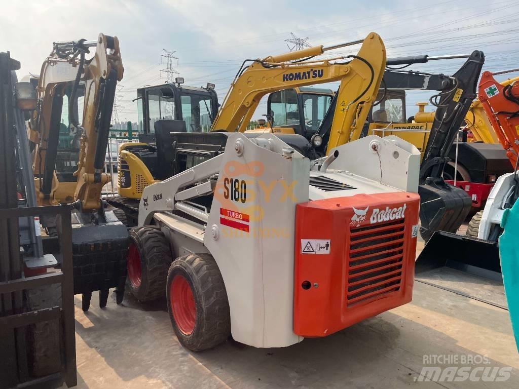 Bobcat S180 Мини-погрузчики