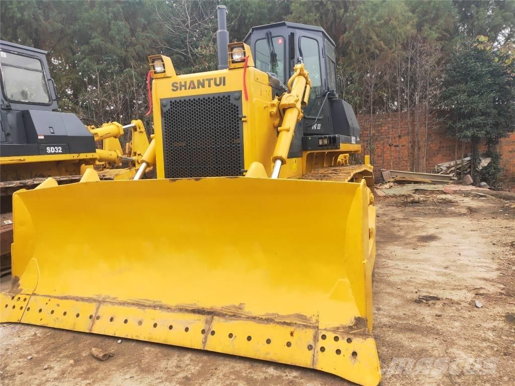 Shantui SD22 Гусеничные бульдозеры