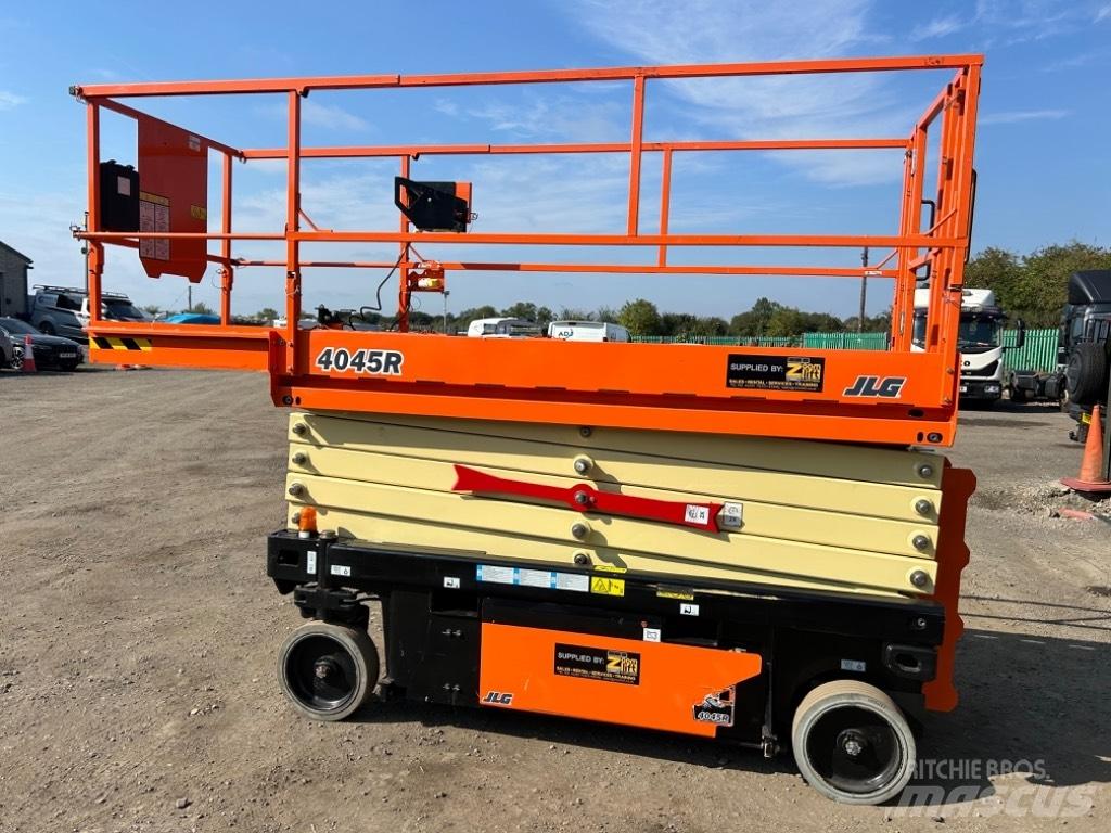 JLG 4045R Ножничные подъемники