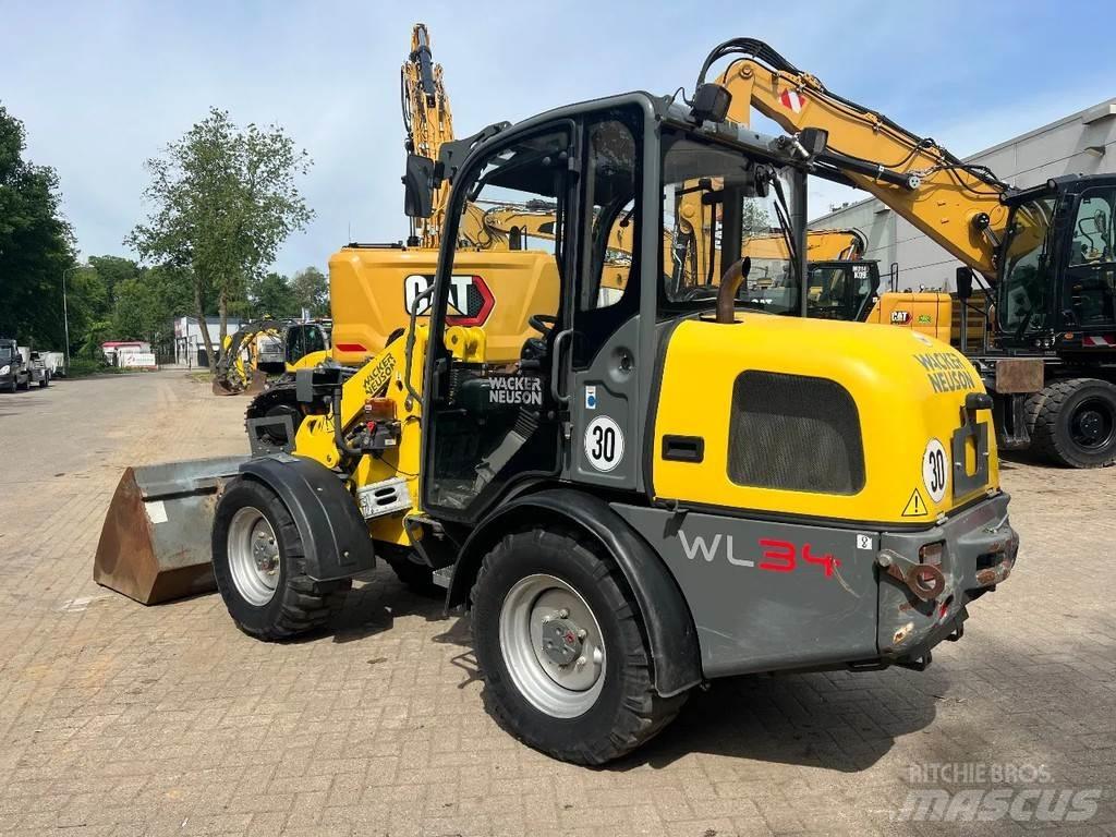 Wacker Neuson WL34 Фронтальные погрузчики