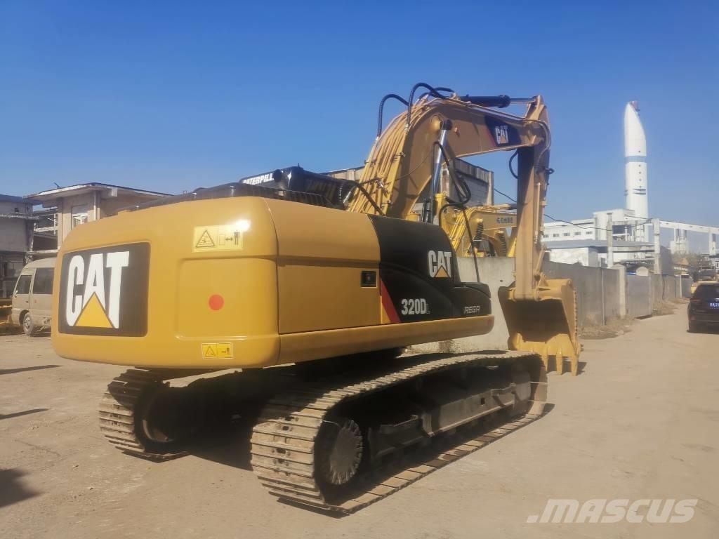 CAT 320 D Гусеничные экскаваторы