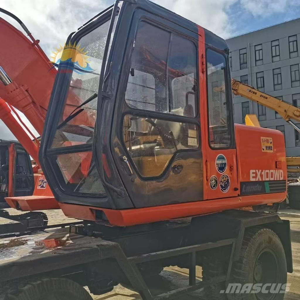 Hitachi EX 100 W D Колёсные экскаваторы