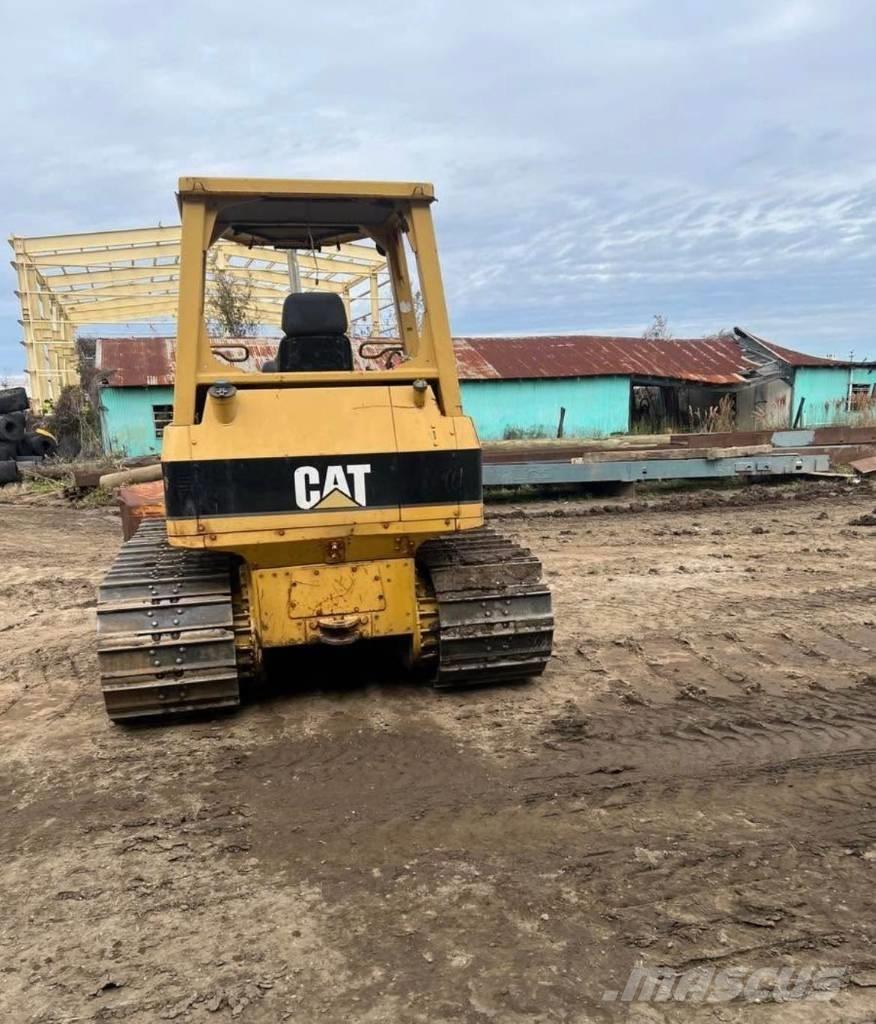 CAT D 5 G LGP Гусеничные бульдозеры