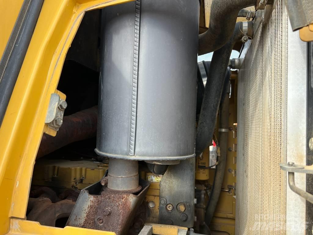 CAT 963 D Гусеничные фронтальные погрузчики
