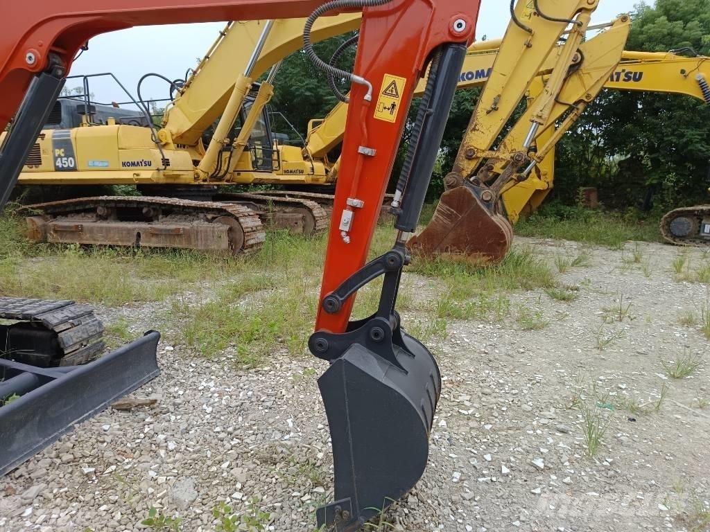 Kubota KX 155 Гусеничные экскаваторы