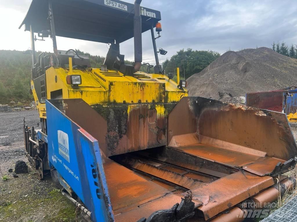 Titan 6870 Paver Асфальтоукладчики