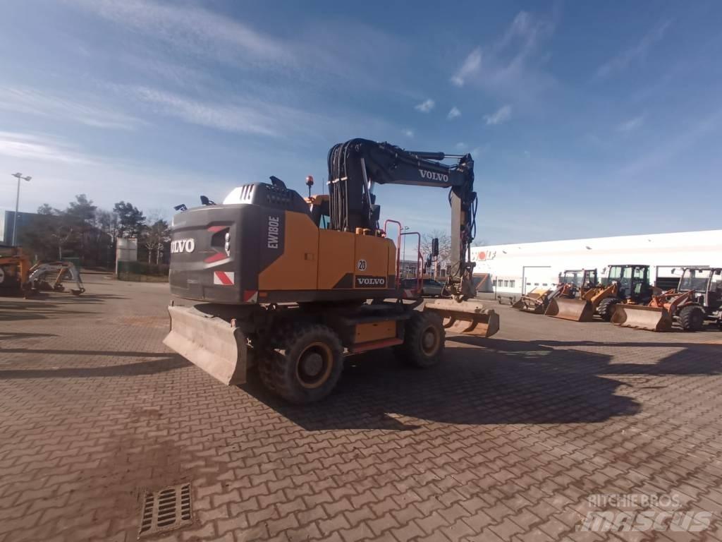 Volvo EW 180 E Колёсные экскаваторы