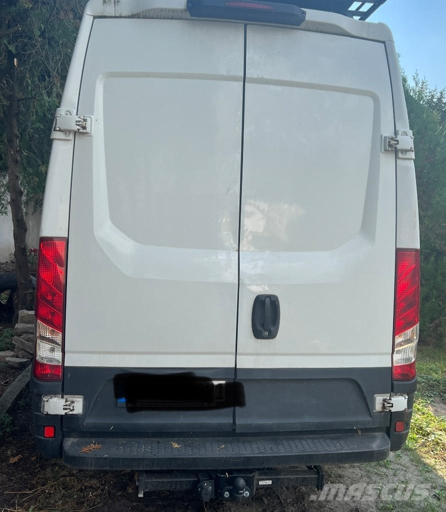 Iveco Daily 35S15 Изотермический фургон
