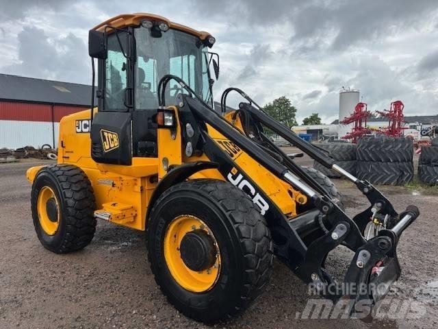 JCB 416 HT Фронтальные погрузчики