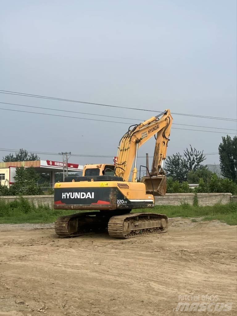Hyundai R220-9S Гусеничные экскаваторы