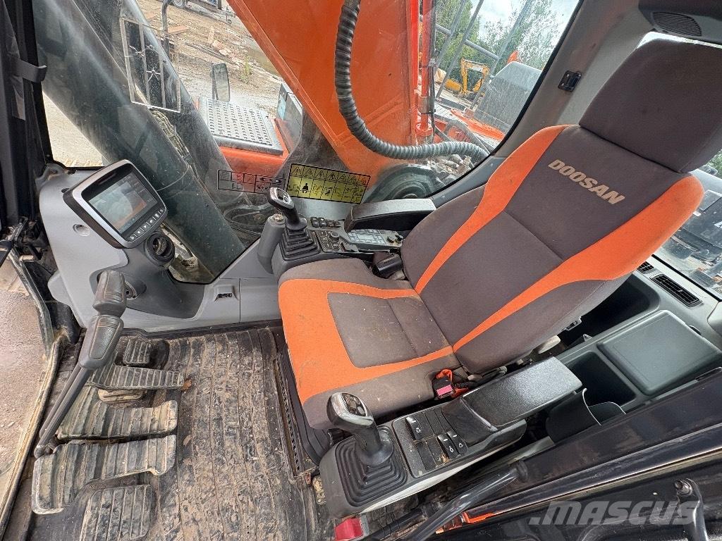 Doosan DX380LC-5 Гусеничные экскаваторы