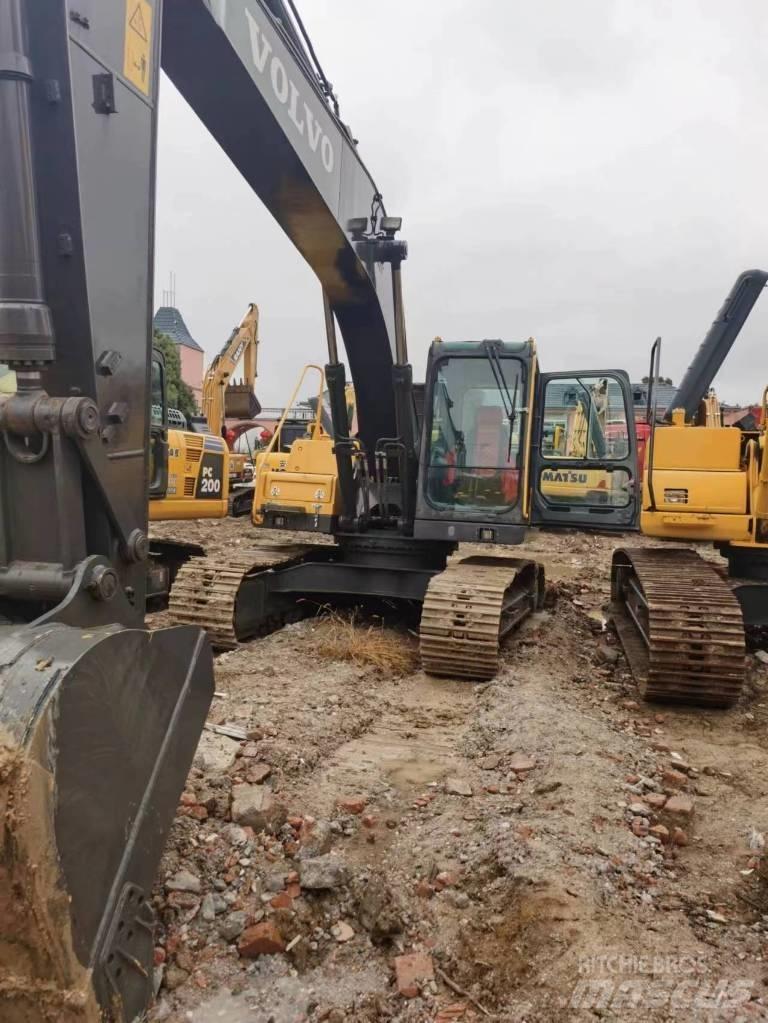 Volvo EC 210 DL Гусеничные экскаваторы