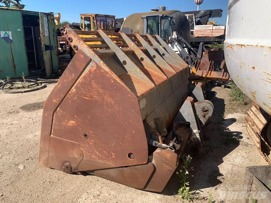 Liebherr L 538 Фронтальные погрузчики