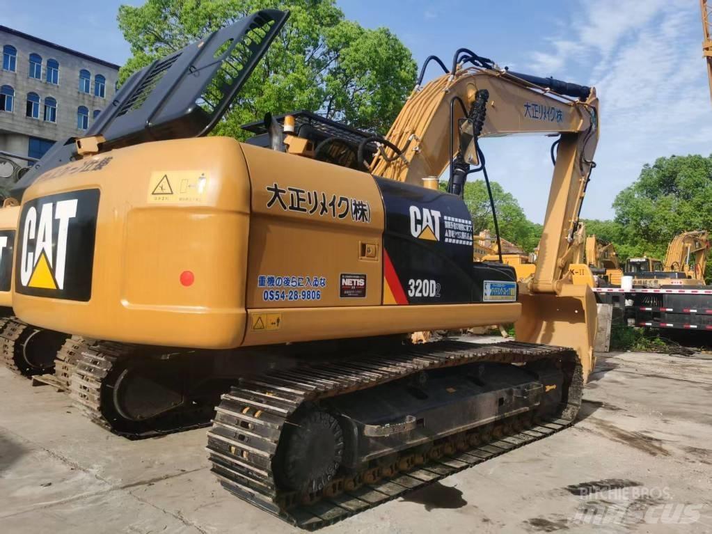 CAT 320d2 Гусеничные экскаваторы