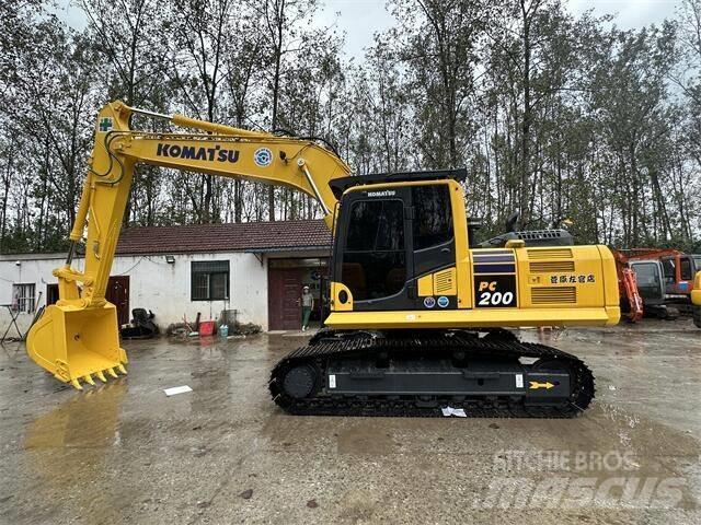 Komatsu pc200-8 Гусеничные экскаваторы