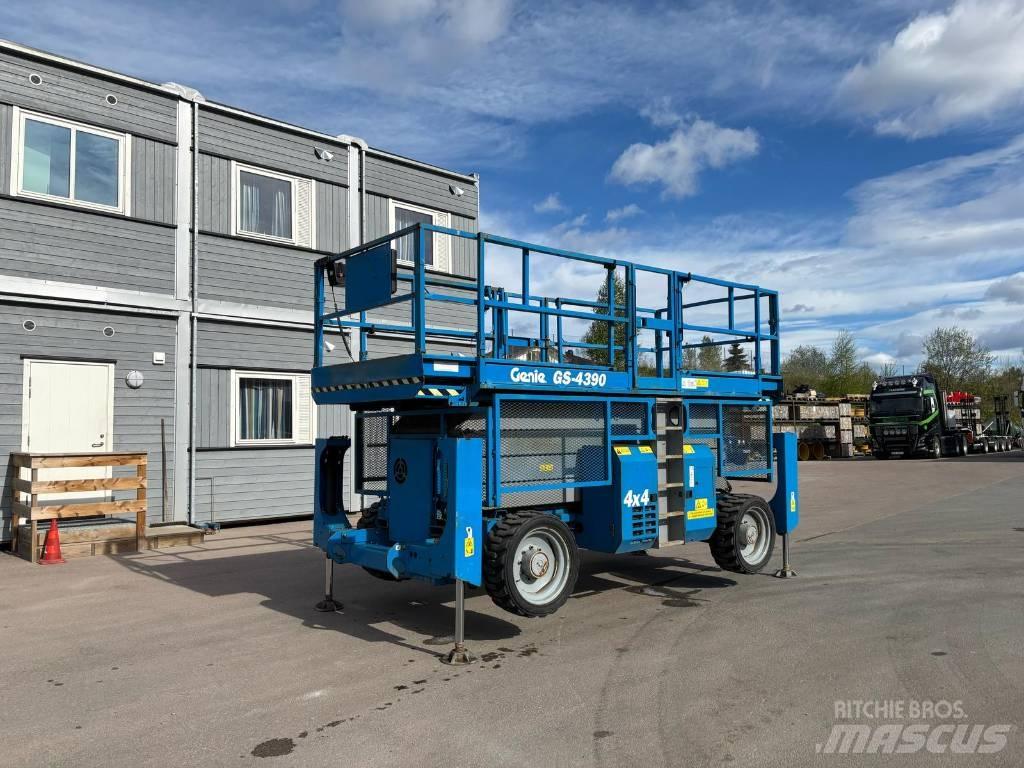 Genie GS 4390 RT Ножничные подъемники