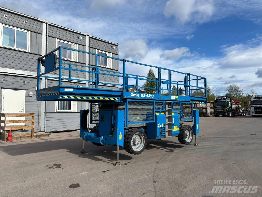 Genie GS 4390 RT Ножничные подъемники