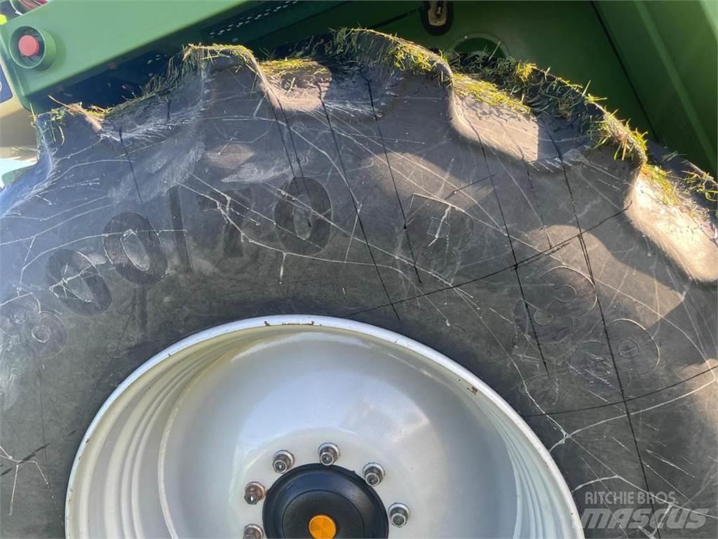 Krone BIG X 650 Самоходные кормоуборочные комбайны