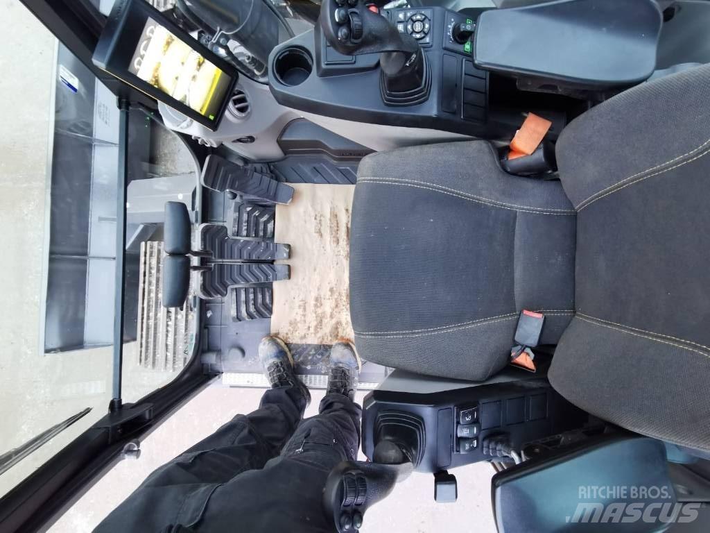 Volvo ECR145EL Гусеничные экскаваторы