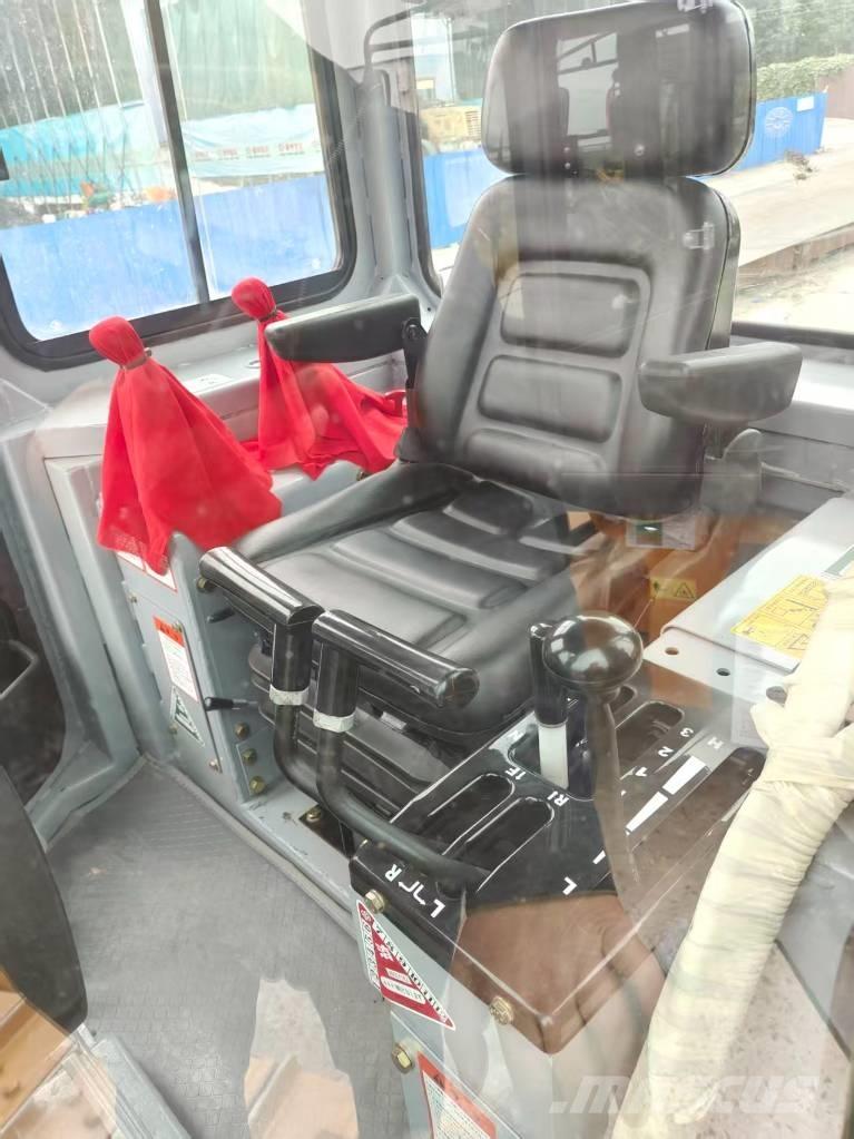 CAT D6G Гусеничные бульдозеры