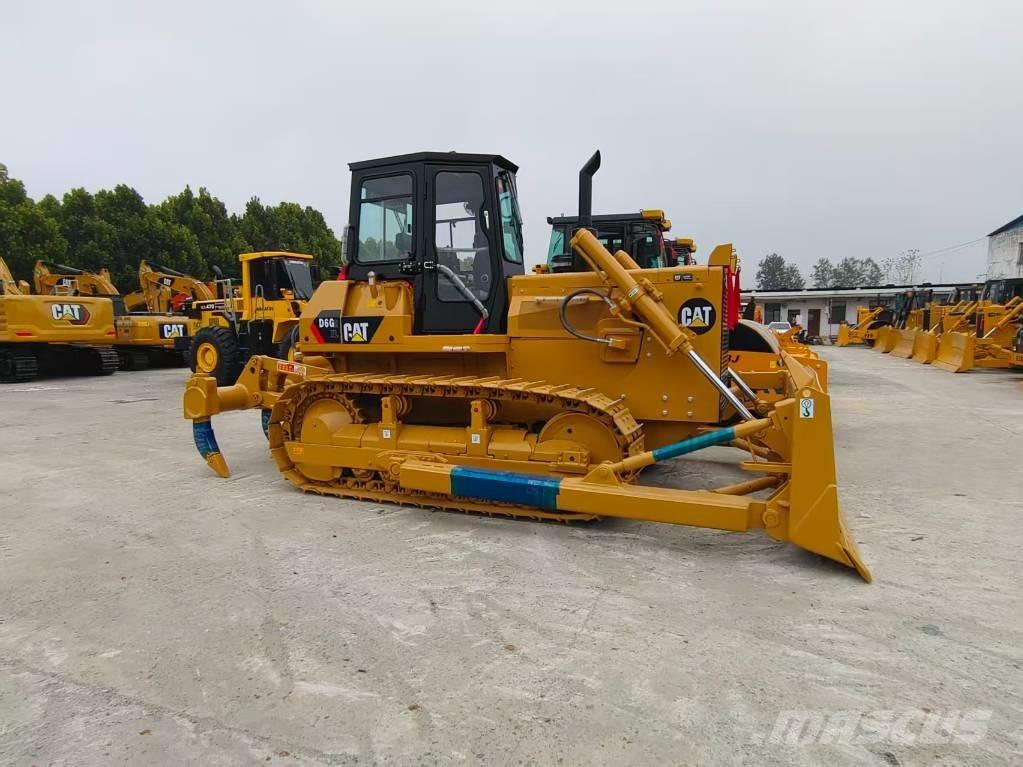 CAT D6G Гусеничные бульдозеры