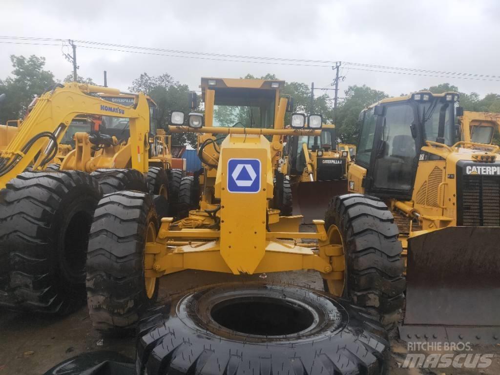 XCMG GR 180 Грейдеры