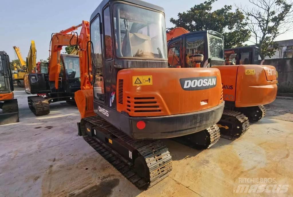Doosan DH55 Гусеничные экскаваторы