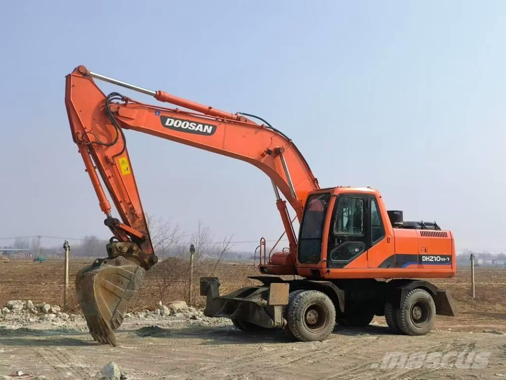Doosan DH210W-7 Колёсные экскаваторы