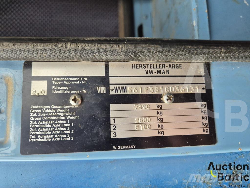 MAN 8.136 Грузовики-платформы/боковая разгрузка