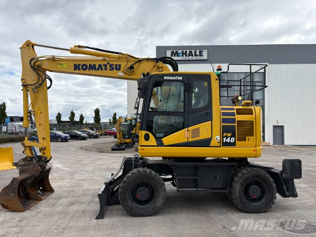 Komatsu PW148-11 Колёсные экскаваторы