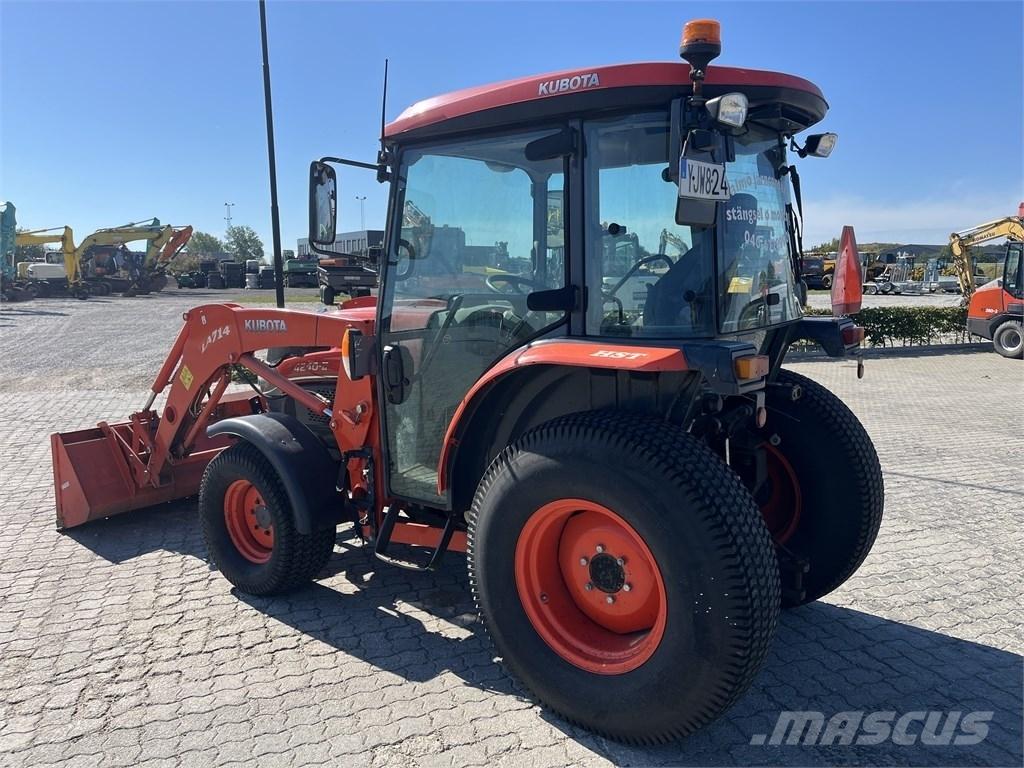 Kubota L 4240 HST Коммунальные тракторы