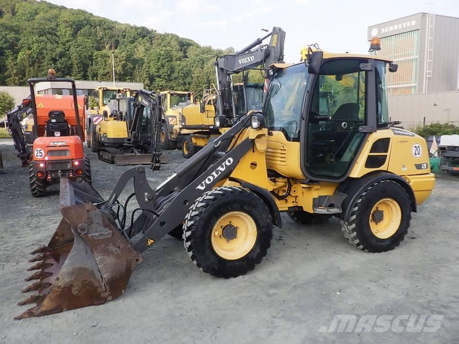 Volvo L 25 F Фронтальные погрузчики